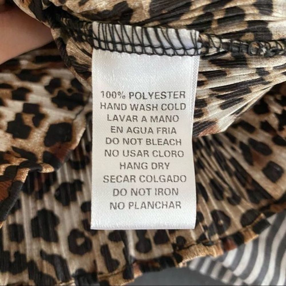 ‎TOP CHIC Statement Blouse NWT - Picture 5 of 5